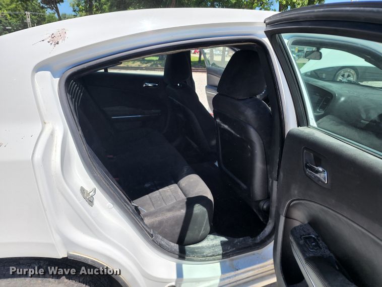 image for item DL6647 2013 Dodge Charger Police