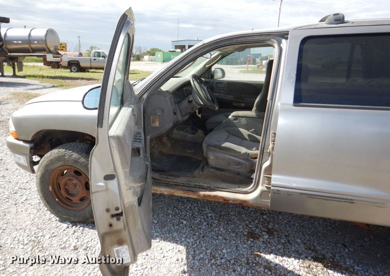 image for item DM2260 2001 Dodge Durango  SUV