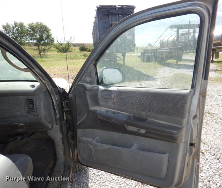 image for item DM2260 2001 Dodge Durango  SUV