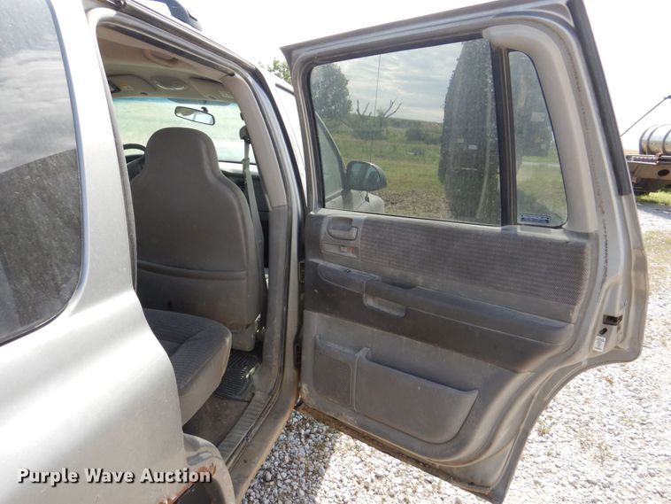 image for item DM2260 2001 Dodge Durango  SUV