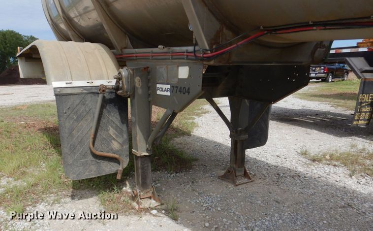 image for item DM2261 2000 Polar  tank trailer