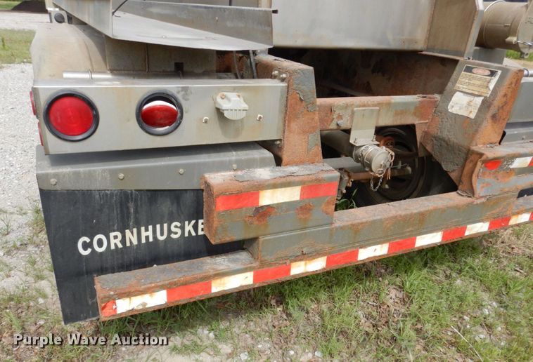 image for item DM2261 2000 Polar  tank trailer