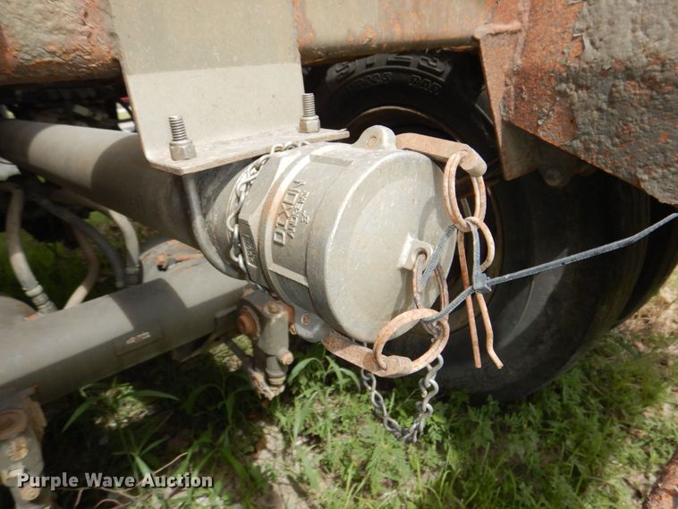 image for item DM2261 2000 Polar  tank trailer