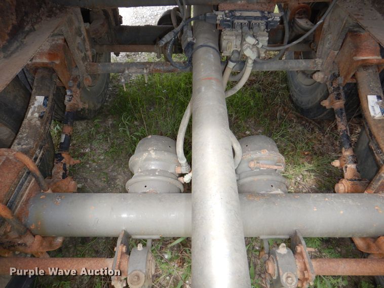 image for item DM2261 2000 Polar  tank trailer