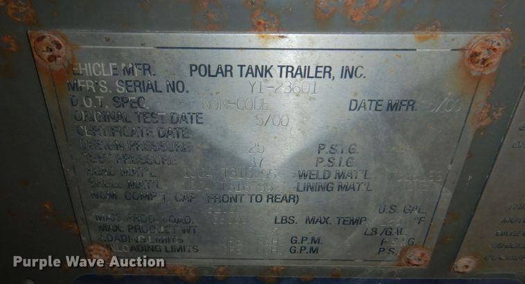 image for item DM2261 2000 Polar  tank trailer