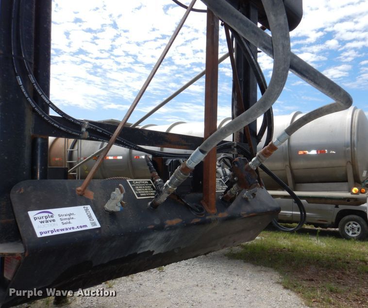 image for item DM2262 2007 Benlee TA60TC34  roll-off container trailer