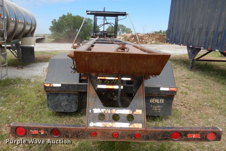 image for item DM2262 2007 Benlee TA60TC34  roll-off container trailer