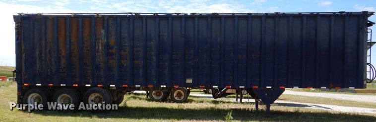 image for item DM2263 2005 Wilkens 54115SPOT  walking floor trailer