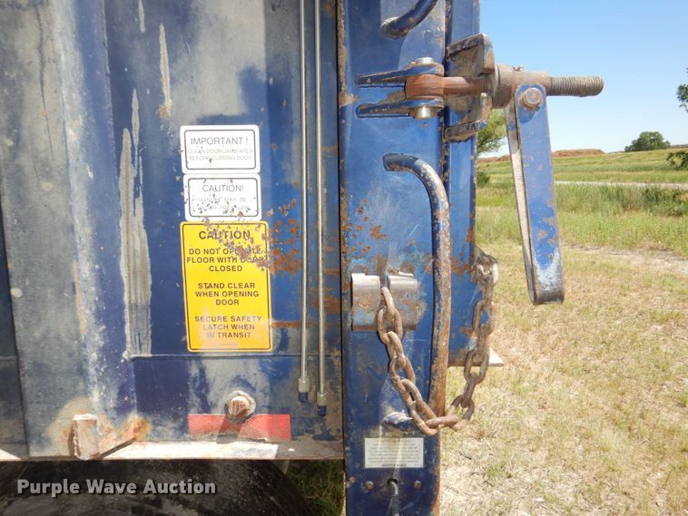 image for item DM2263 2005 Wilkens 54115SPOT  walking floor trailer