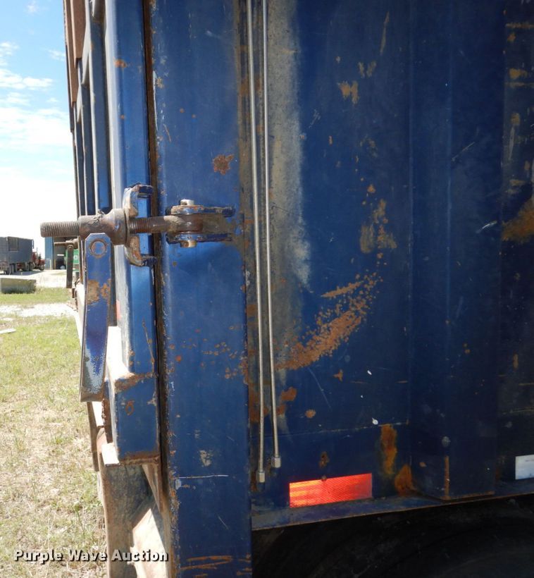 image for item DM2263 2005 Wilkens 54115SPOT  walking floor trailer