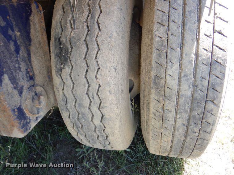 image for item DM2263 2005 Wilkens 54115SPOT  walking floor trailer