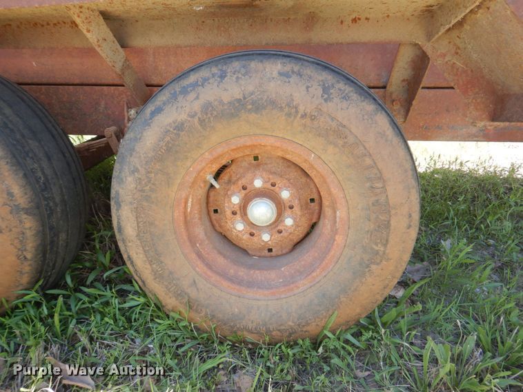 image for item DM2264 Fuel tank trailer