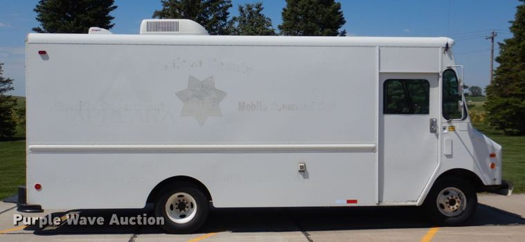 image for item DM2301 1991 Chevrolet P30  delivery truck