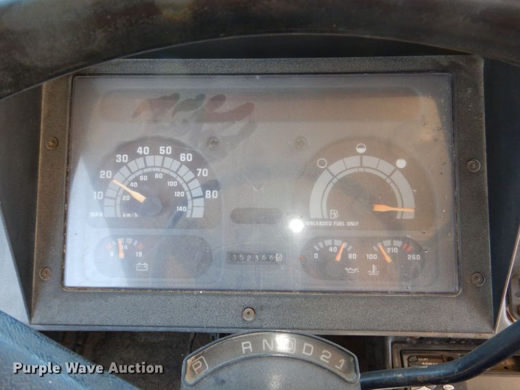 image for item DM2301 1991 Chevrolet P30  delivery truck