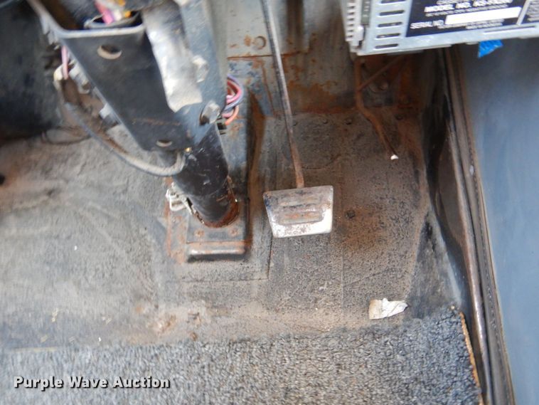 image for item DM2301 1991 Chevrolet P30  delivery truck