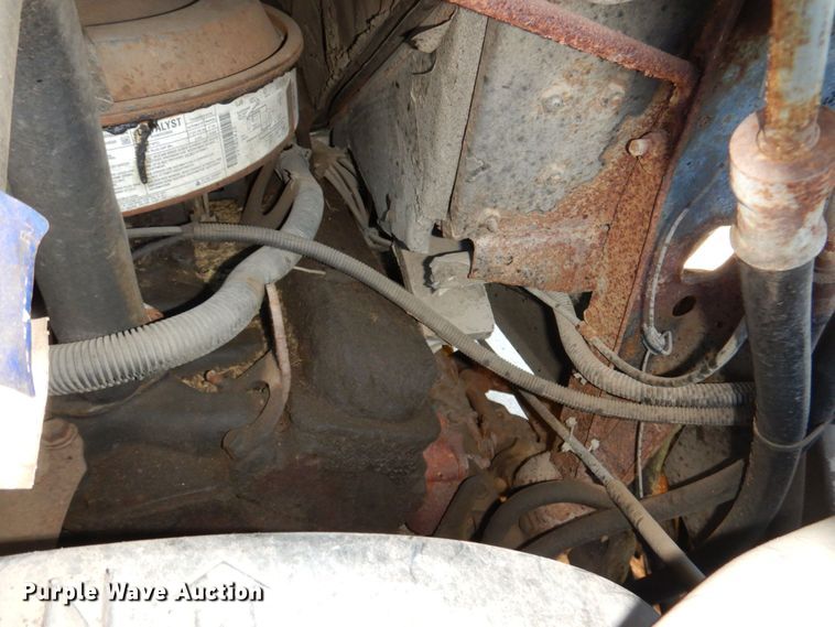 image for item DM2301 1991 Chevrolet P30  delivery truck