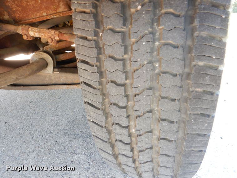 image for item DM2301 1991 Chevrolet P30  delivery truck