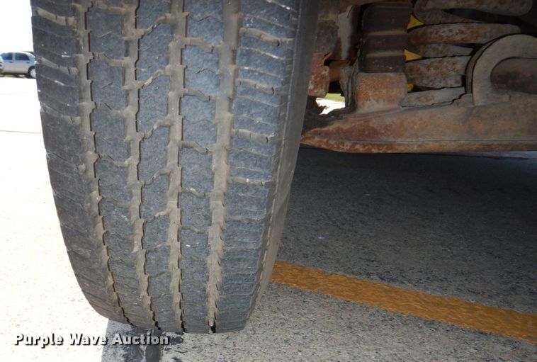 image for item DM2301 1991 Chevrolet P30  delivery truck