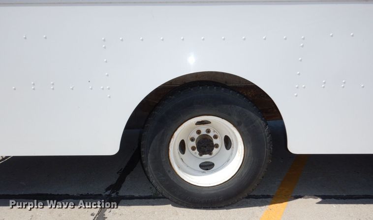 image for item DM2301 1991 Chevrolet P30  delivery truck