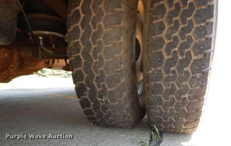 image for item DM2301 1991 Chevrolet P30  delivery truck