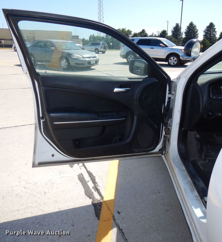 image for item DM2302 2015 Dodge Charger Police