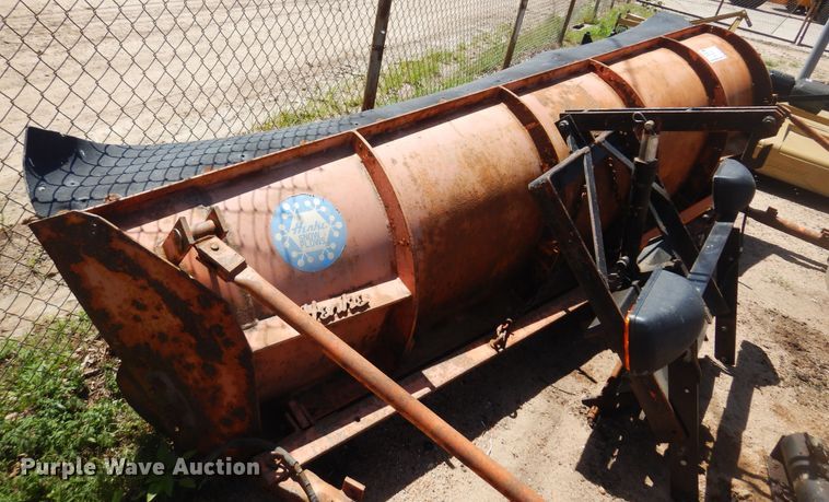 image for item DN0385 Henke  snow plow