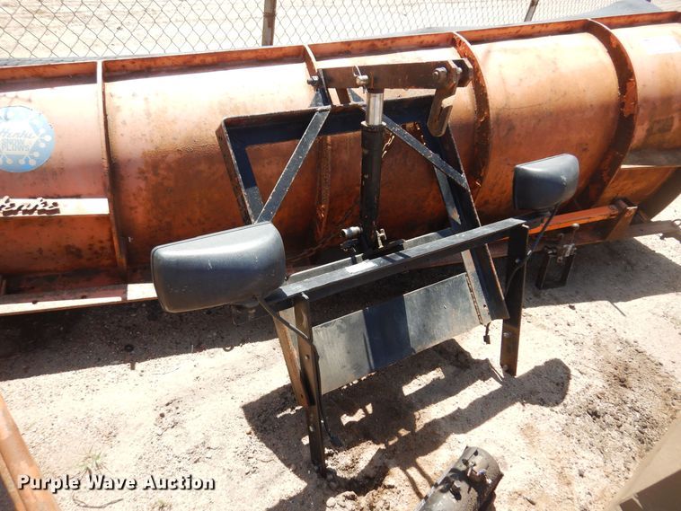 image for item DN0385 Henke  snow plow