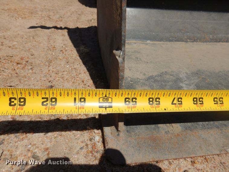 image for item DN0386 Mahindra 3616 HST  MFWD tractor