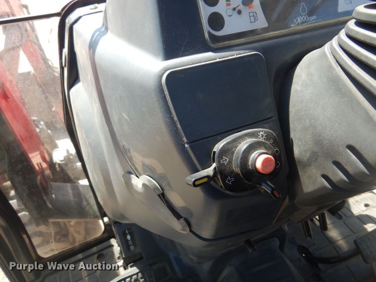 image for item DN0386 Mahindra 3616 HST  MFWD tractor