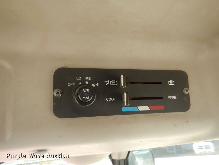 image for item DN0386 Mahindra 3616 HST  MFWD tractor