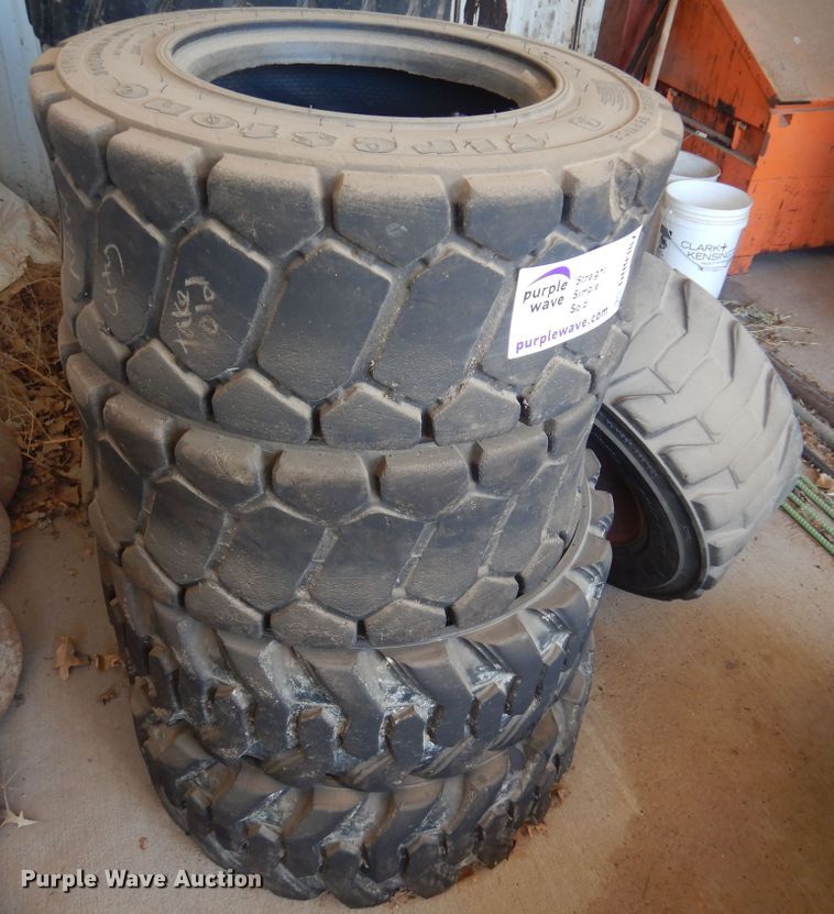 image for item DN0387 (5) skid steer tires