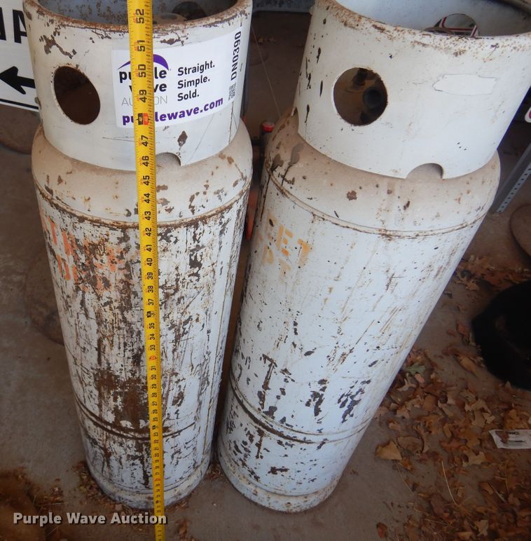 image for item DN0390 (2) LPG tanks