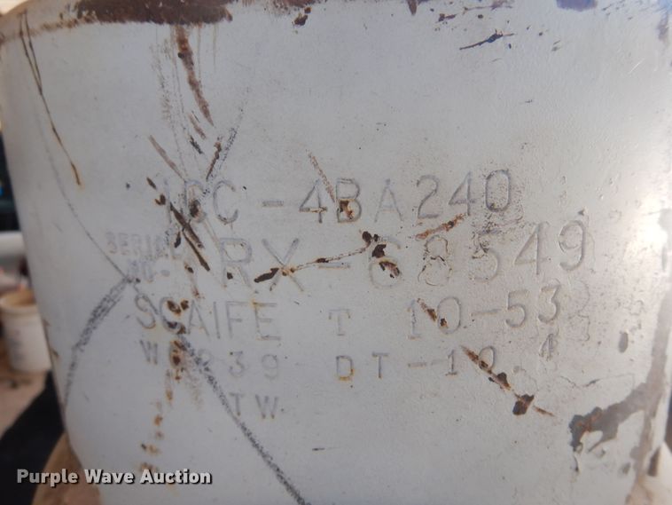 image for item DN0390 (2) LPG tanks