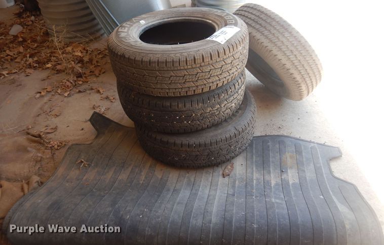 image for item DN0392 (4) tires