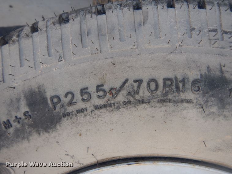 image for item DN0392 (4) tires