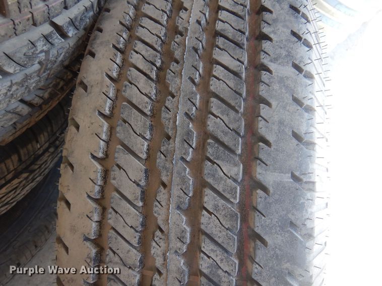 image for item DN0392 (4) tires