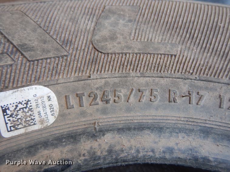 image for item DN0392 (4) tires