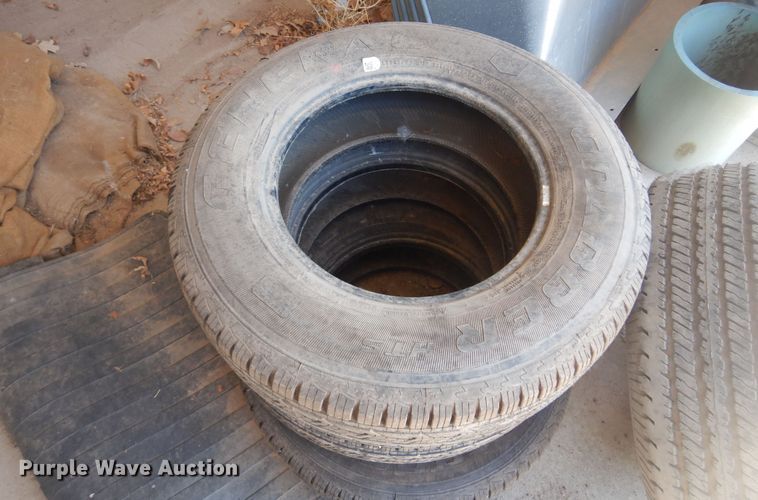 image for item DN0392 (4) tires