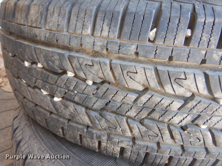 image for item DN0392 (4) tires