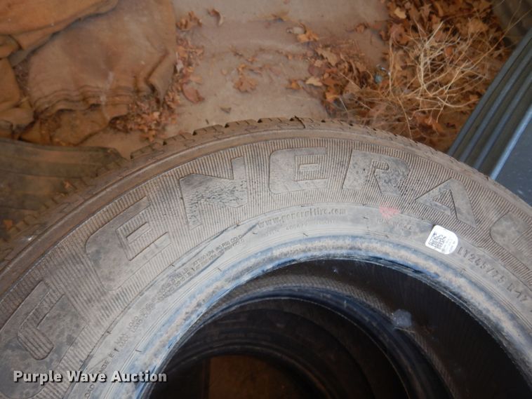 image for item DN0392 (4) tires