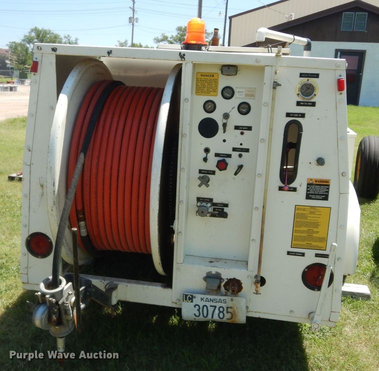 image for item DN1580 1996 Sewer 747  sewer jetter trailer