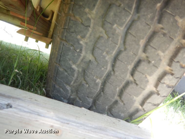 image for item DN1580 1996 Sewer 747  sewer jetter trailer