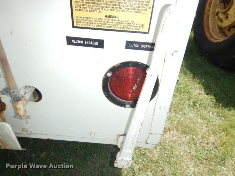 image for item DN1580 1996 Sewer 747  sewer jetter trailer