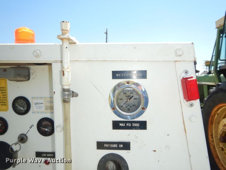 image for item DN1580 1996 Sewer 747  sewer jetter trailer