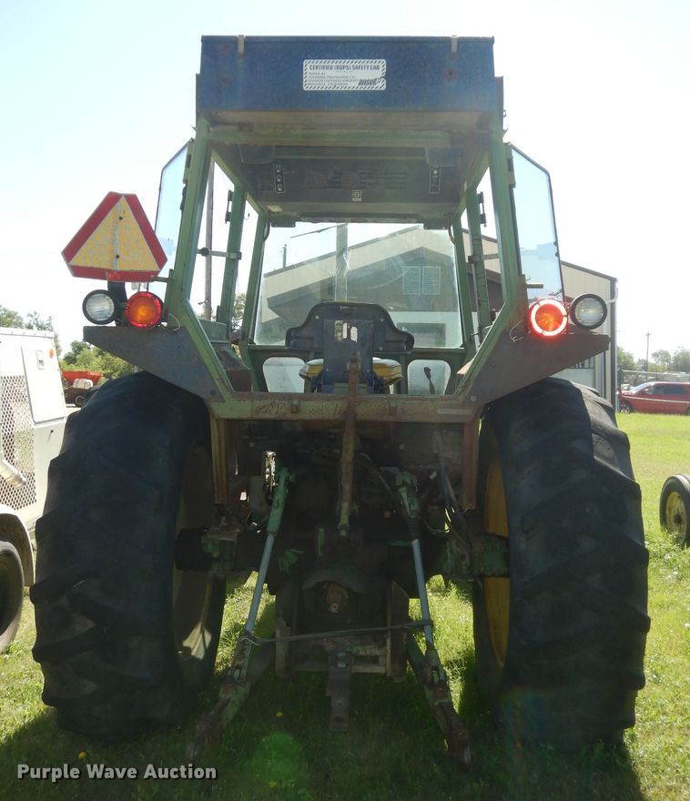 image for item DN1581 John Deere 2840  tractor