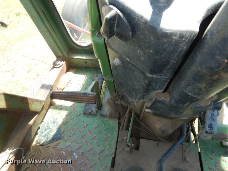 image for item DN1581 John Deere 2840  tractor