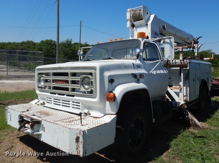 image for item DN1584 1989 GMC C6000  digger derrick truck