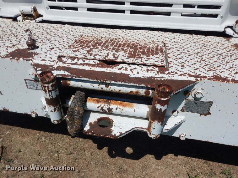 image for item DN1584 1989 GMC C6000  digger derrick truck