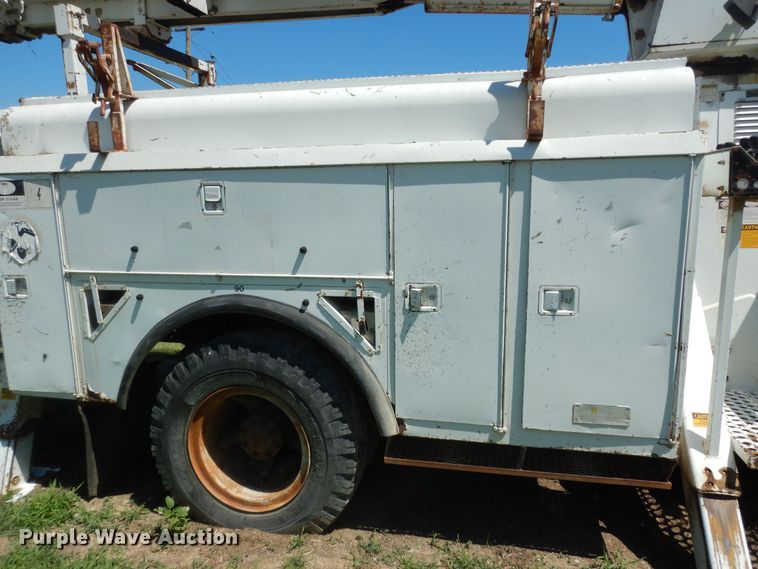 image for item DN1584 1989 GMC C6000  digger derrick truck