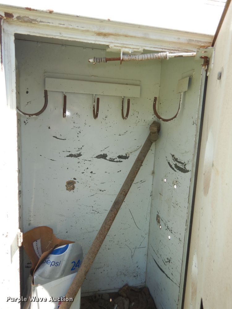 image for item DN1584 1989 GMC C6000  digger derrick truck